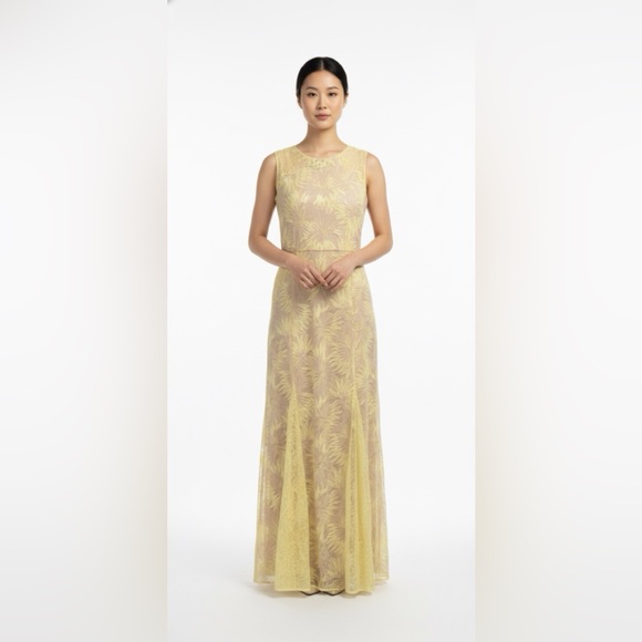 BCBG Dresses & Skirts - BCBG Yellow Floral Lace Prom Dress